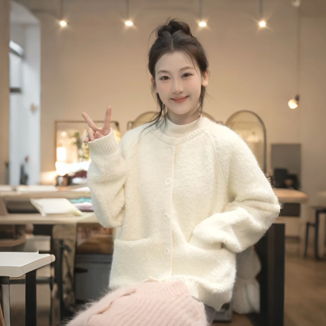 【闵笑一】椰子软糖韩版软糯加厚毛衣女保暖圆领针织衫慵懒风外套