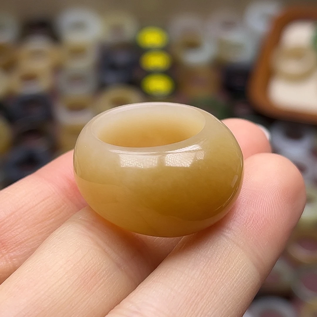 和田玉未镶嵌戒指17.4金桔馒头