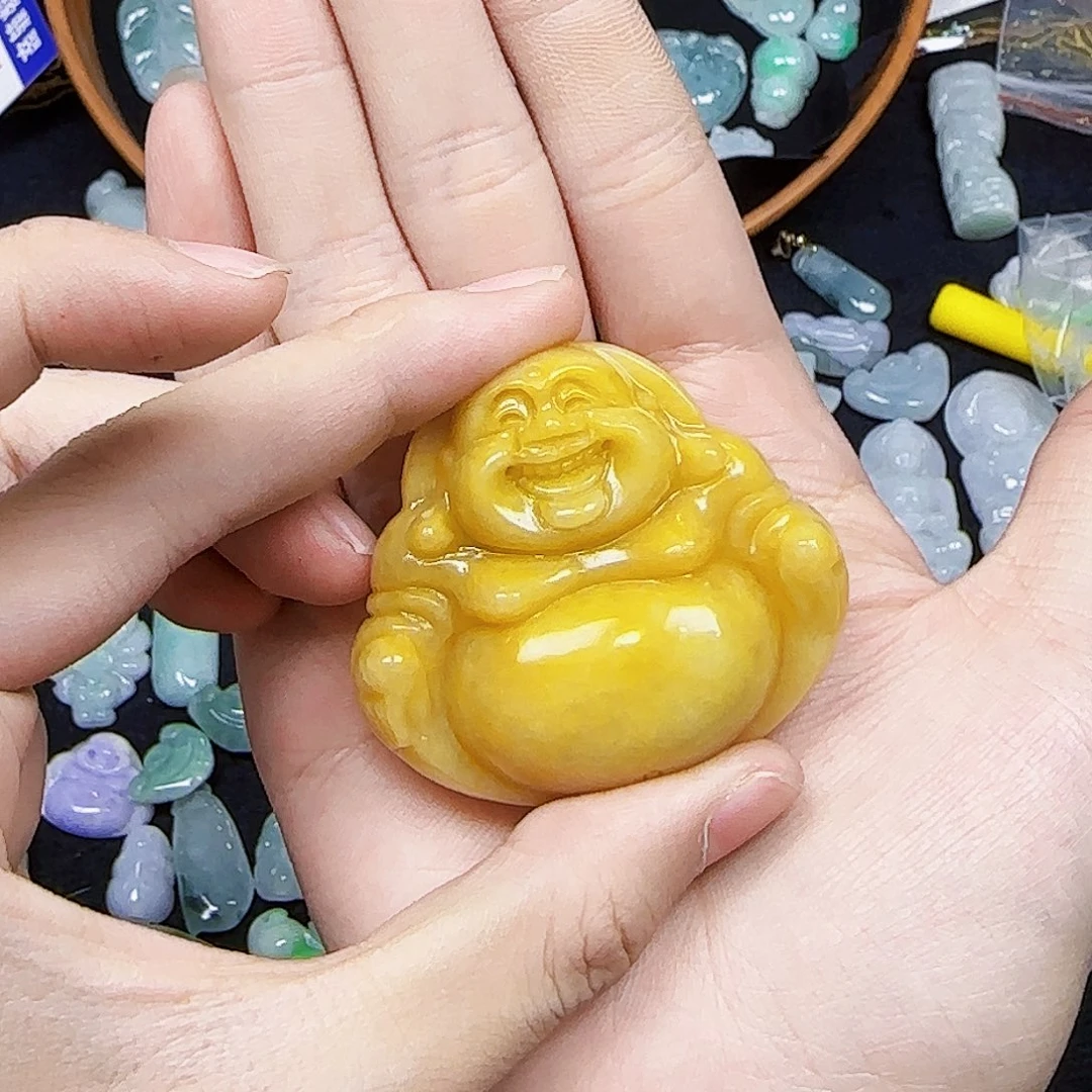 感***恩翡翠未镶嵌颈饰翡翠