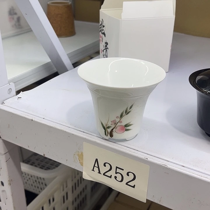 福利待遇多多哦哦哦