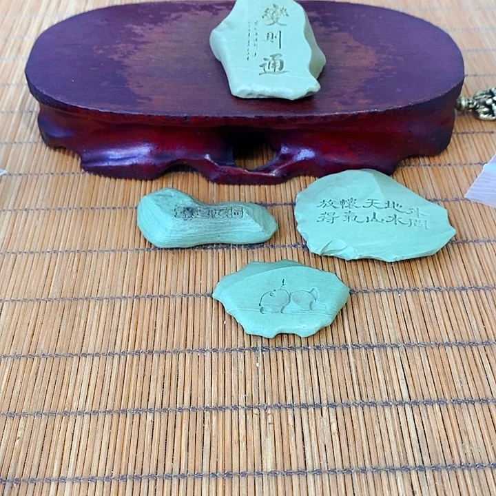 禅***心原石雕刻工艺品手把摆件