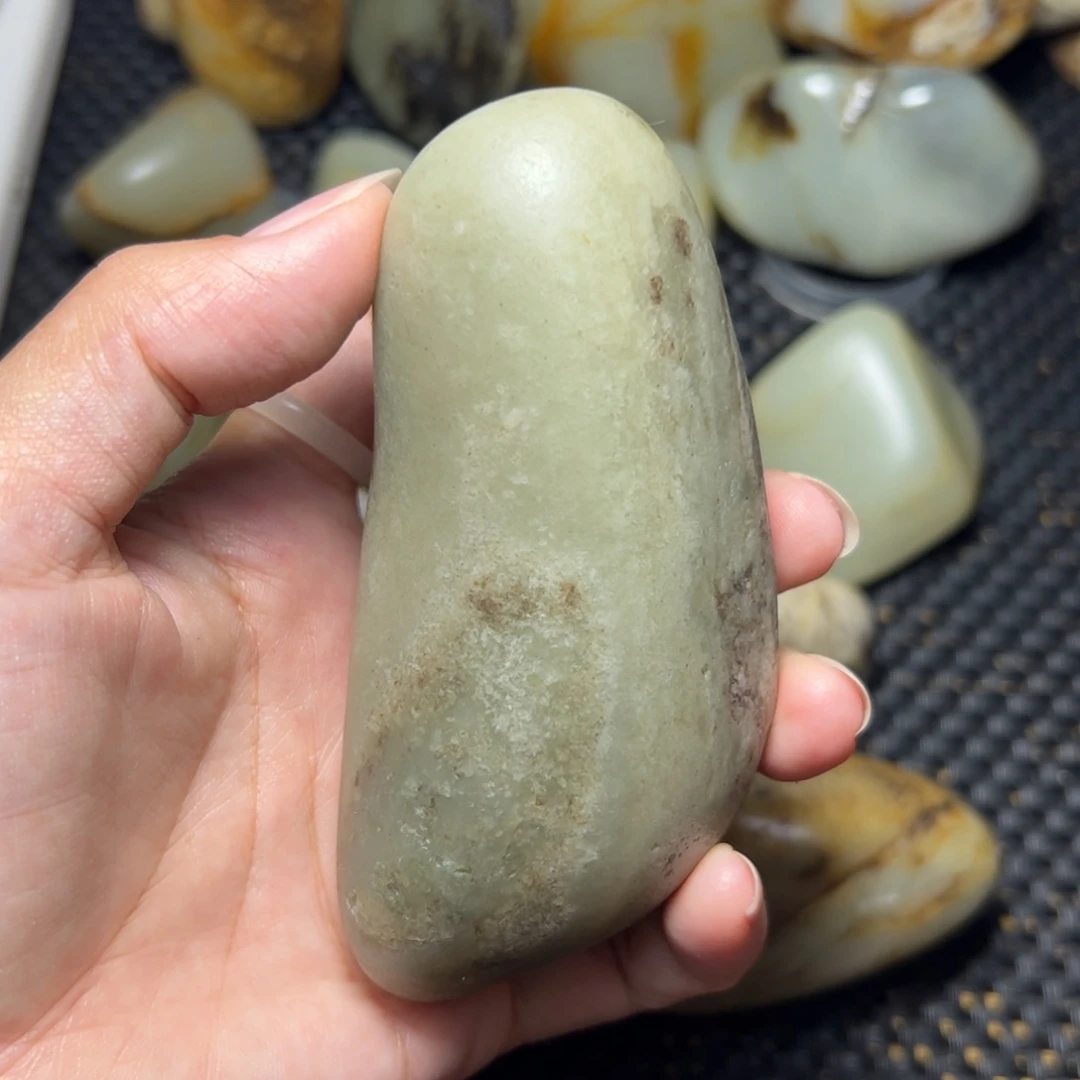 未镶嵌和田玉挂件A24