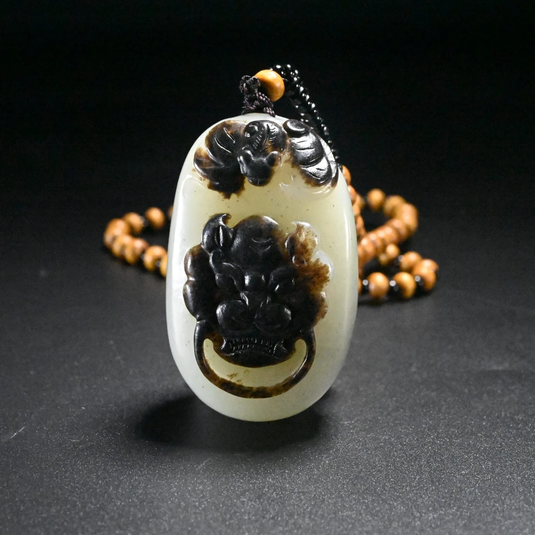 LOT8830 2509270036和田玉福寿连环挂件/保利