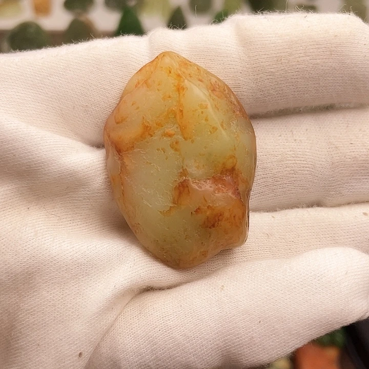 岫岩河磨玉（透闪石质玉）颈饰未镶嵌