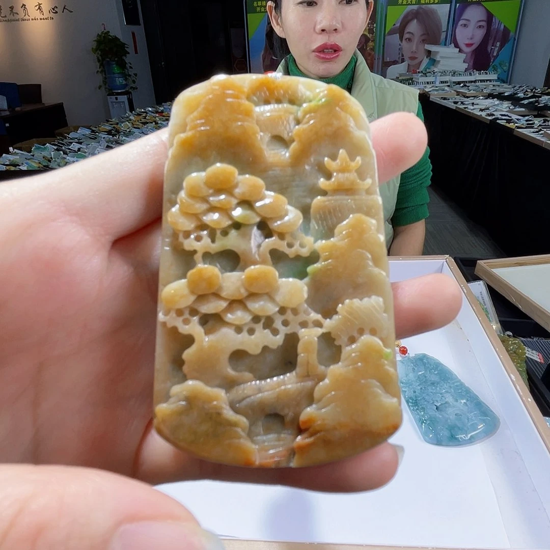 颈饰未镶嵌翡翠翡翠