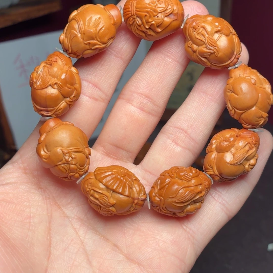橄榄核手串留刀痕八宝财神