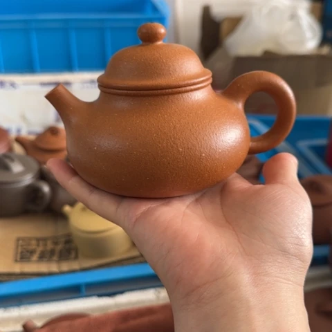 茶壶紫砂金降坡泥300cc