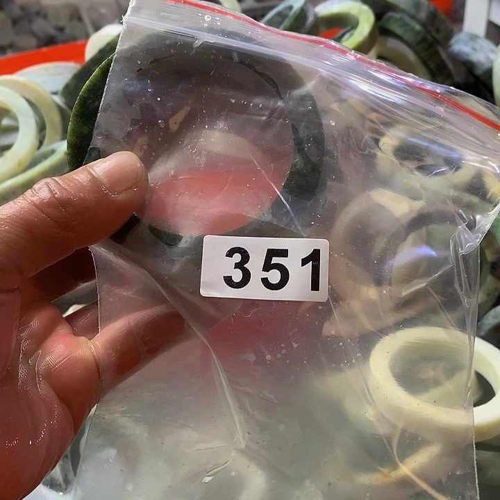 蛇纹石玉原未镶嵌