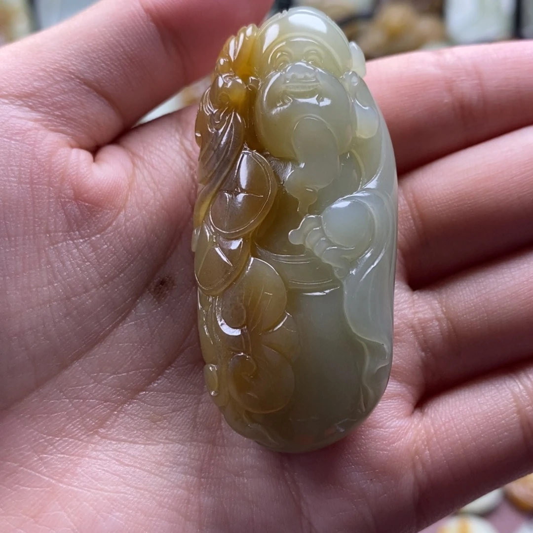 吊坠(不含链)未镶嵌和田玉（糖玉）兴****店