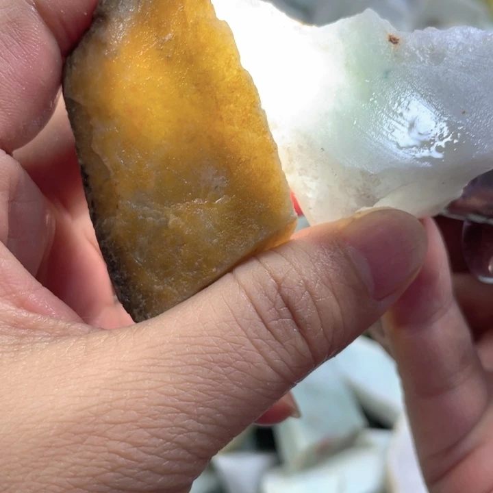 翡翠吊坠(不含链)未镶嵌天然翡翠边角料