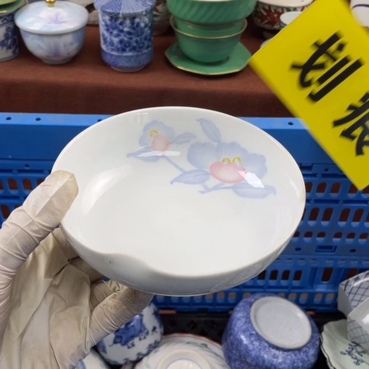 他家瓷器真美…开播了