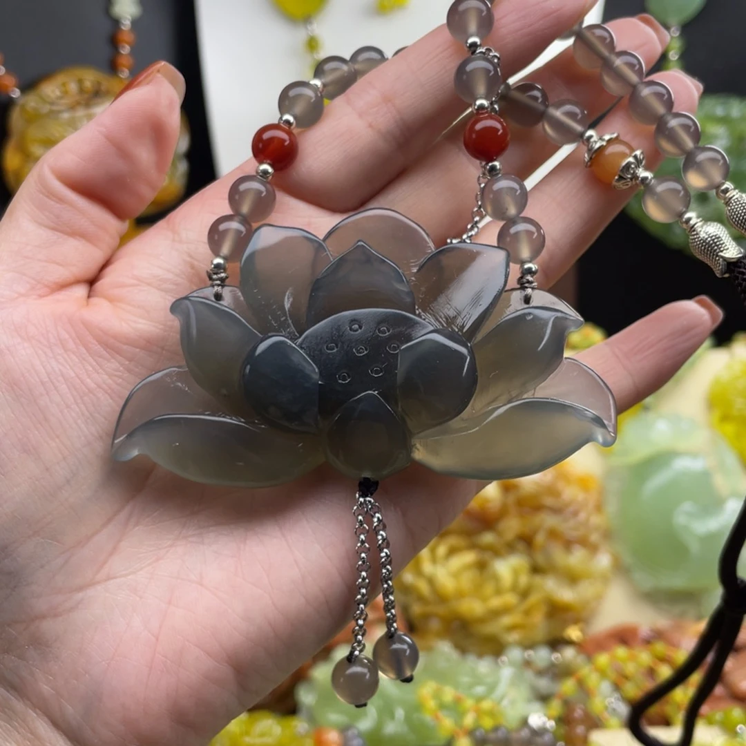 未镶嵌蛇纹石玉颈饰