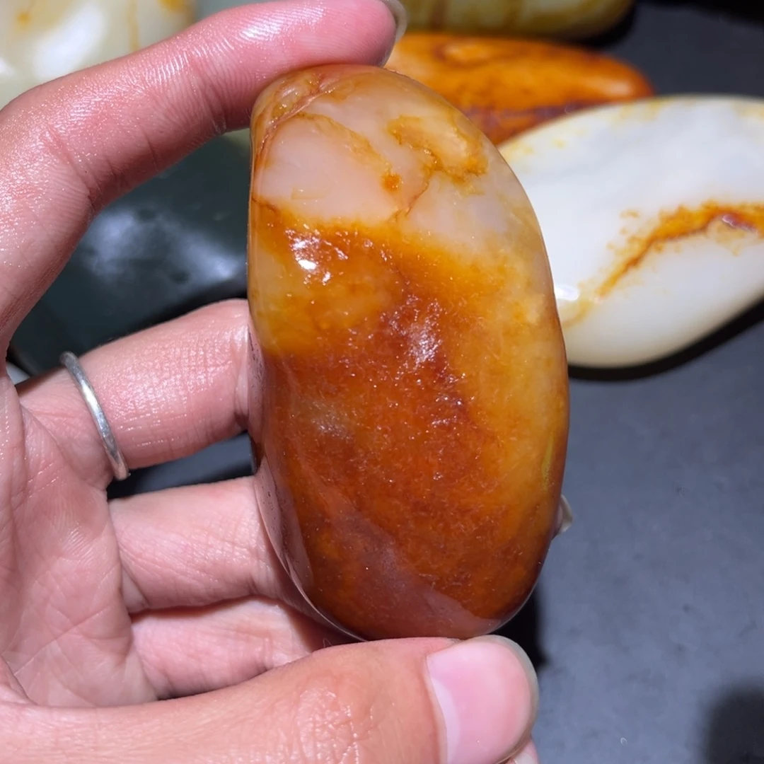和田玉未镶嵌珠宝奇石