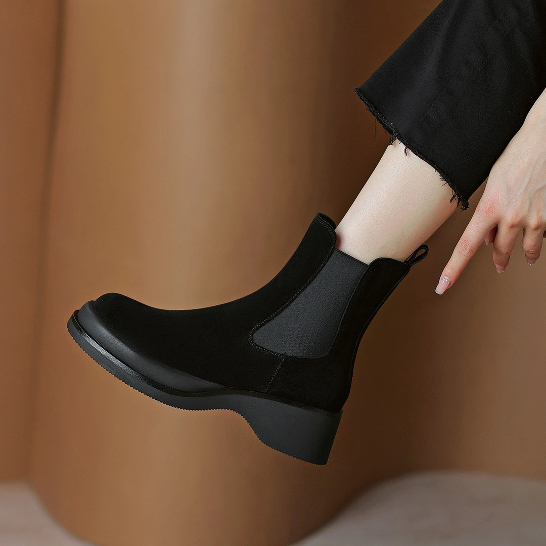 24年上新短靴马丁靴秋冬款式保暖舒适通勤时尚百搭潮流款式短靴