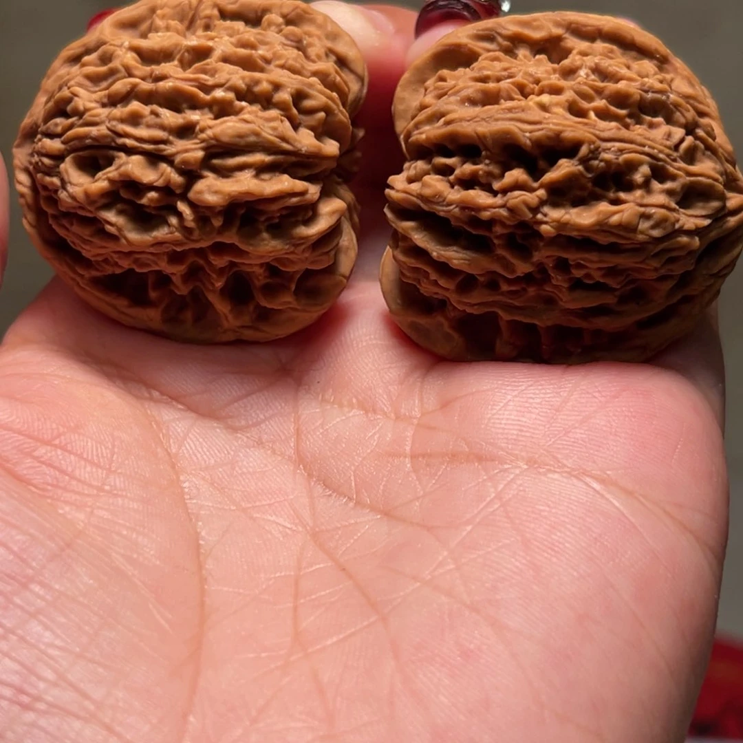 文玩核桃把件承**南疆