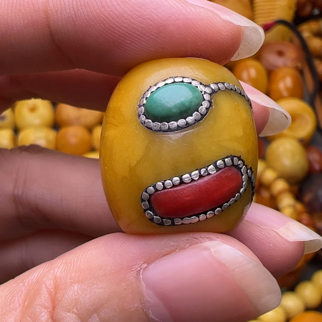 琥珀未镶嵌珠宝奇石20