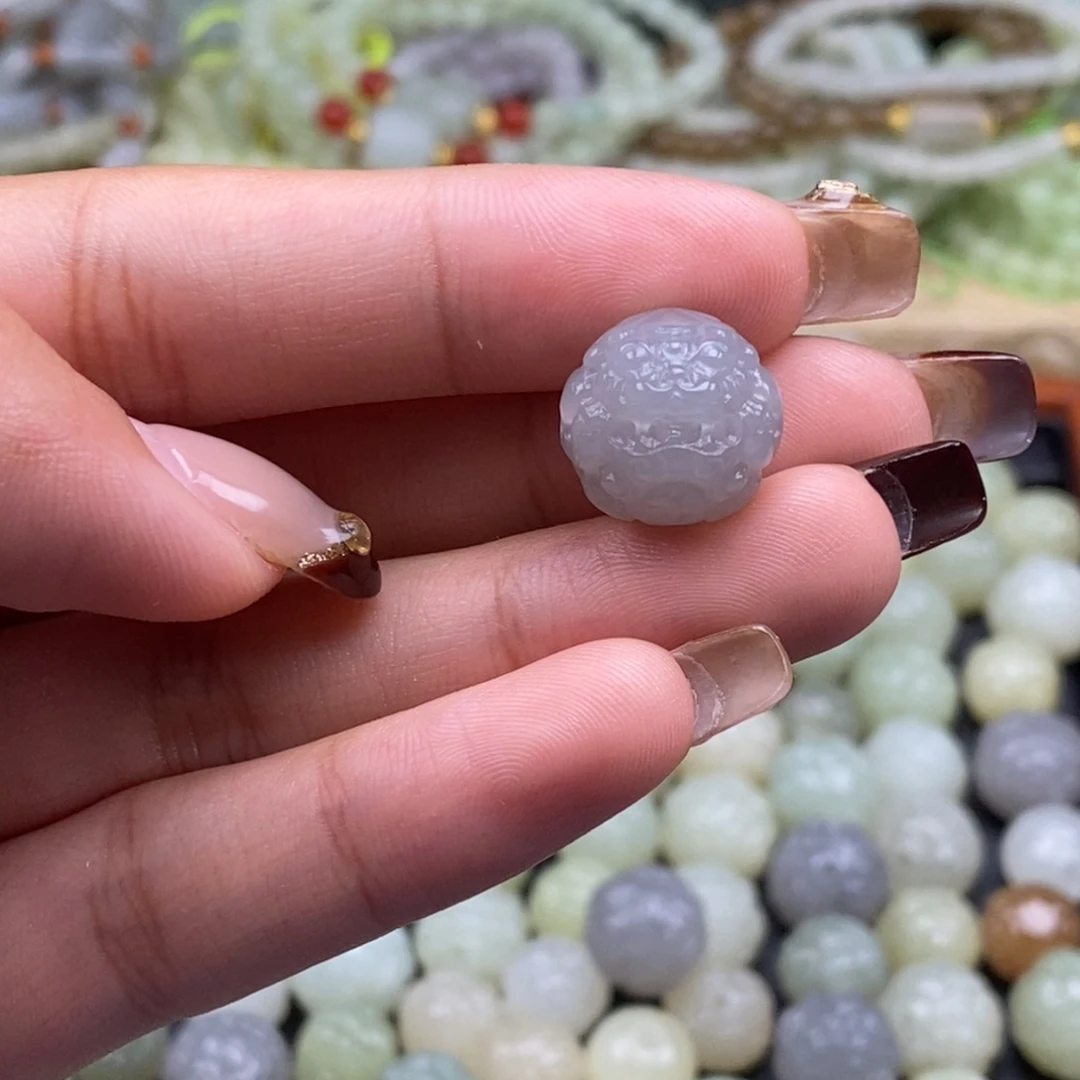 和田玉未镶嵌珠宝半成品