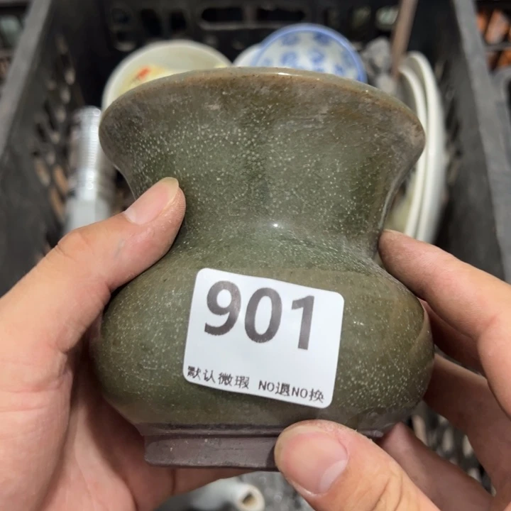 抱***）陶瓷工艺品0000901