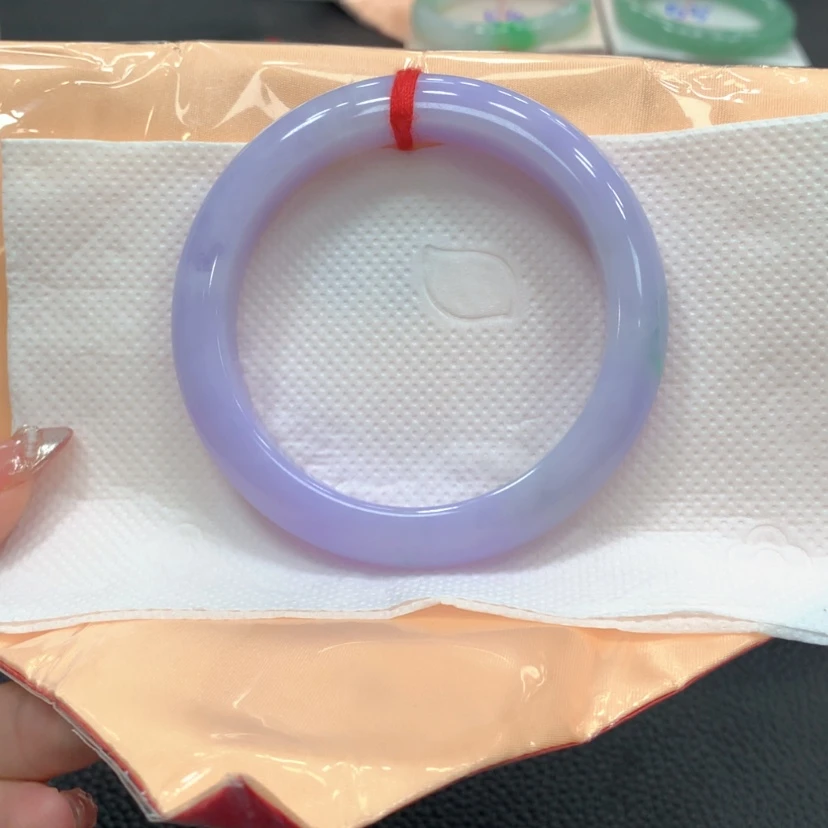 【闪购商品】翡翠手镯未镶嵌就***?翡翠