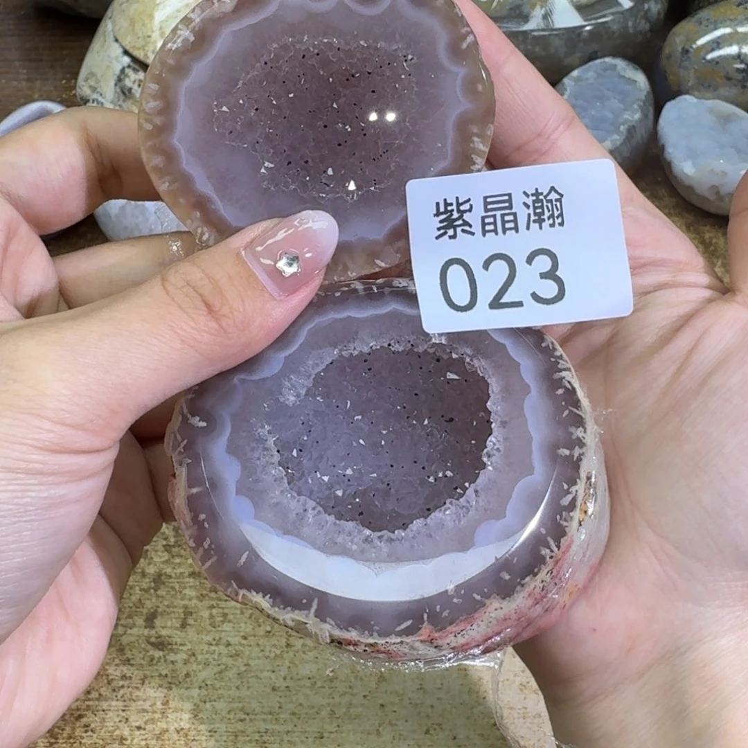 未镶嵌水晶大型摆件（非配饰）