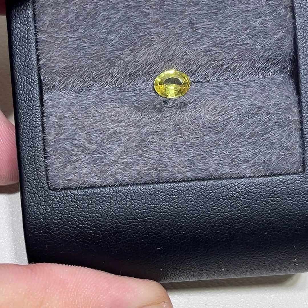 彩色蓝宝石裸石70分