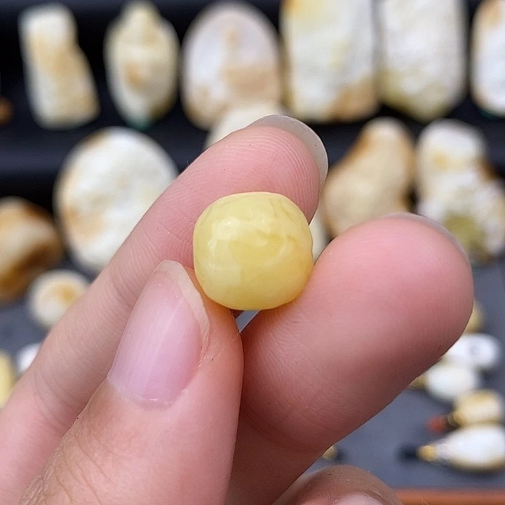 未镶嵌琥珀裸石11老型