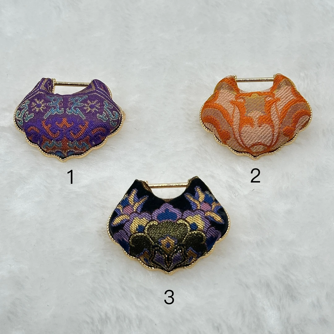 合金布艺胸针 宋锦100桑蚕丝新中式非遗配饰胸针