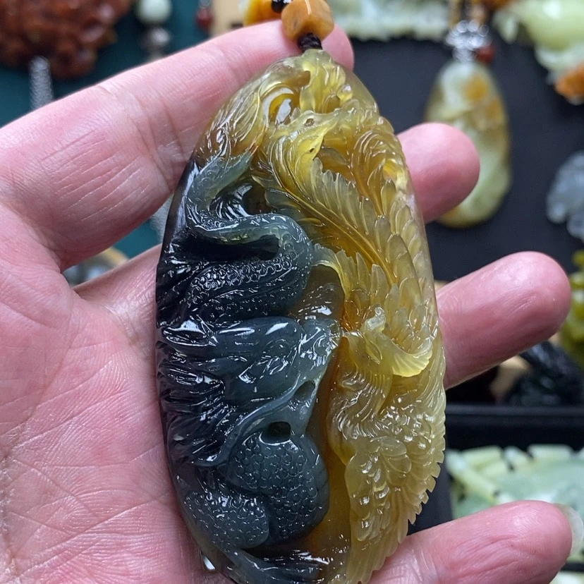 【闪购商品】蛇纹石玉吊坠未镶嵌