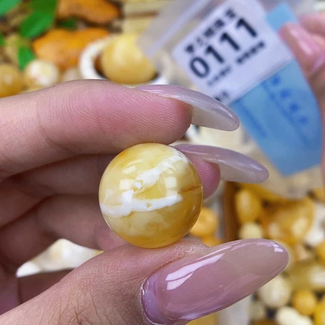 未镶嵌琥珀珠宝奇石17.5 皮坑