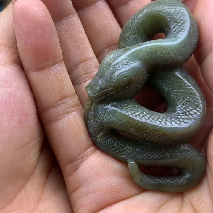 【闪购商品】透闪石质玉未镶嵌把件