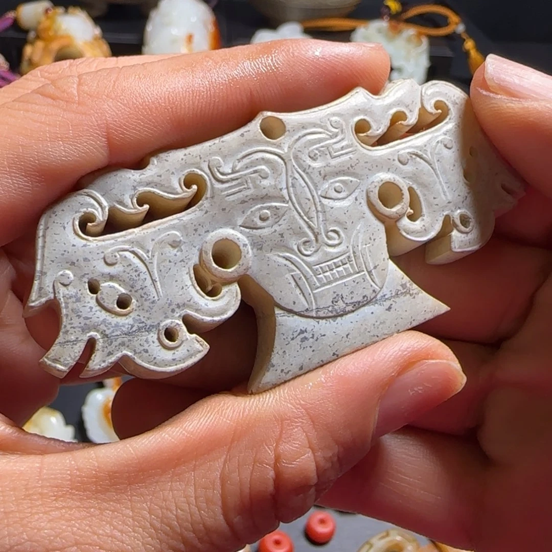 和田玉未镶嵌挂件