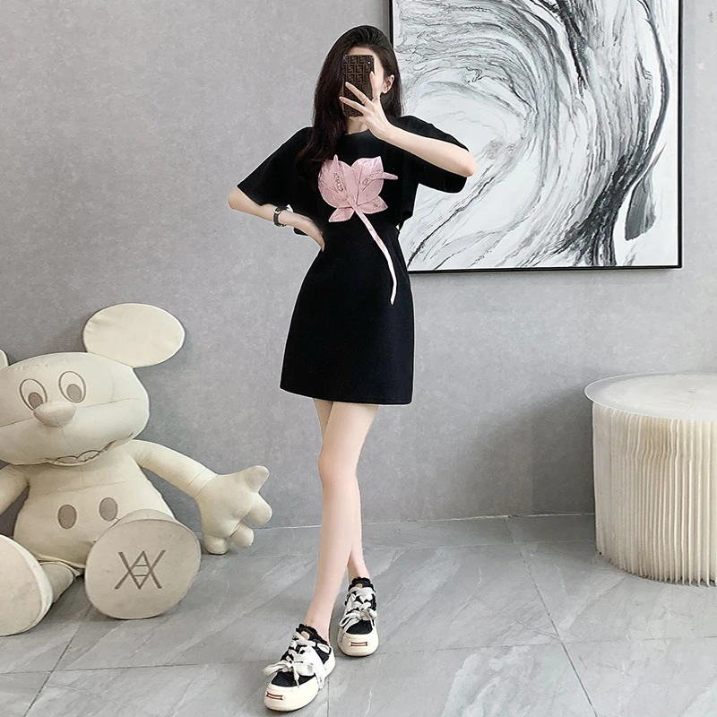 法式绣花休闲t恤连衣裙女夏季小个子显瘦气质减龄裙子质感高级感