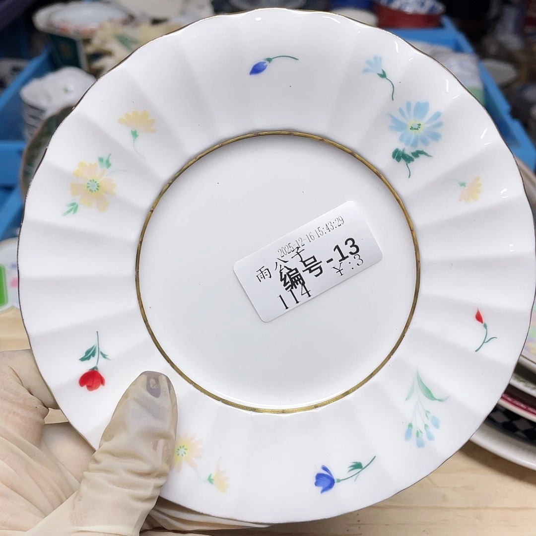 雨***子鹿屋家的美丽瓷器呀