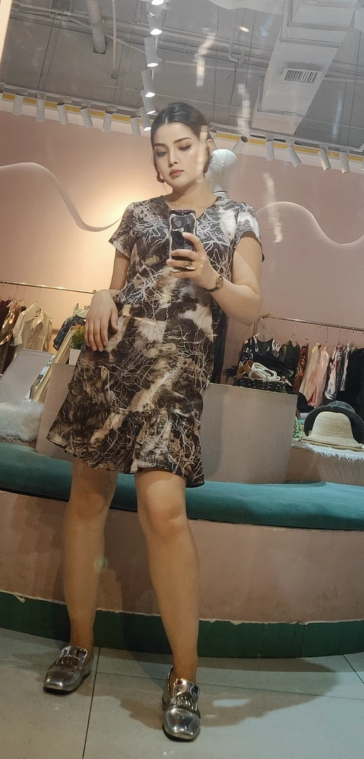 介音丝特价夏季碎花绿色气质显瘦连衣裙女装印花裙子休闲时尚宽松