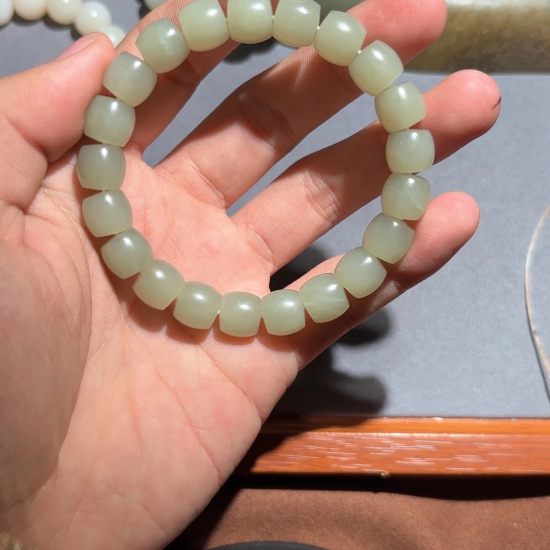 和田玉手链未镶嵌