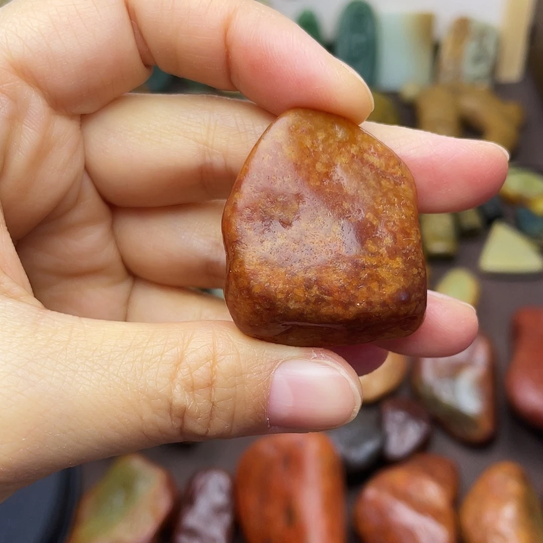 岫岩河磨玉（透闪石质玉）未镶嵌颈饰