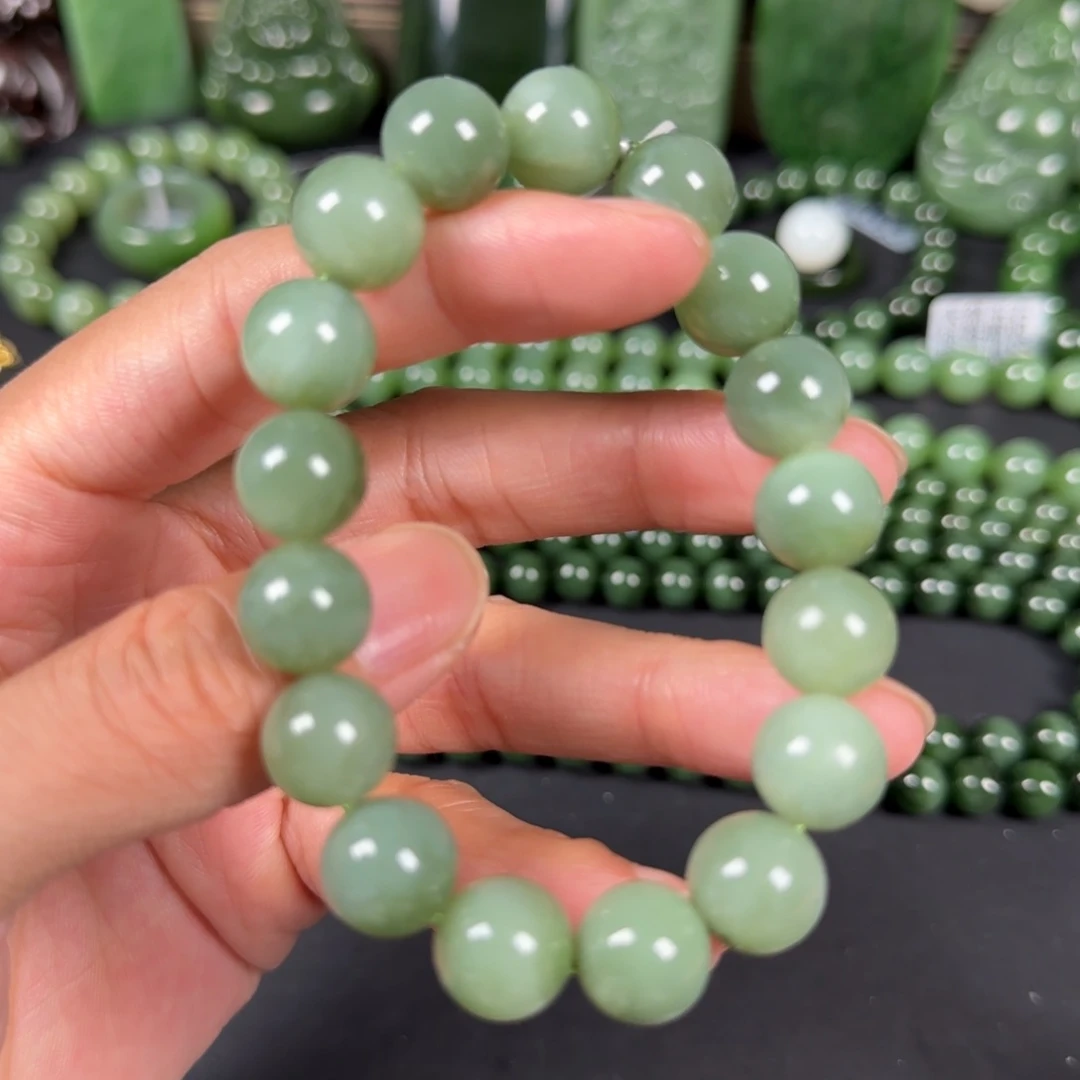 和田玉未镶嵌珠宝奇石手串