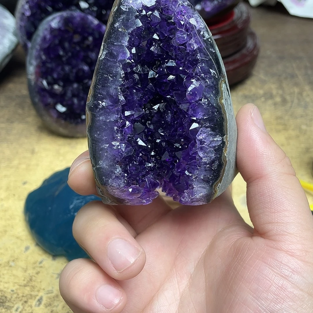 紫晶大型摆件（非配饰）未镶嵌