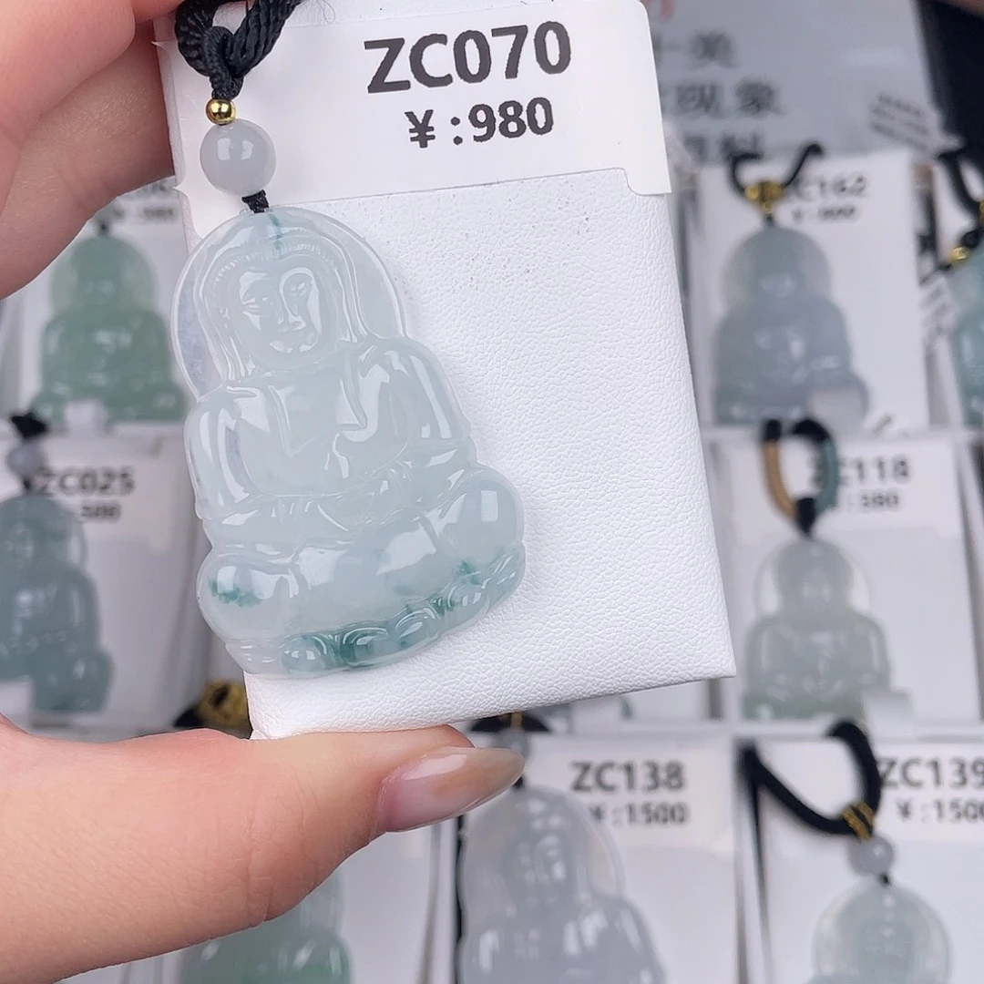 翡翠未镶嵌颈饰zc070