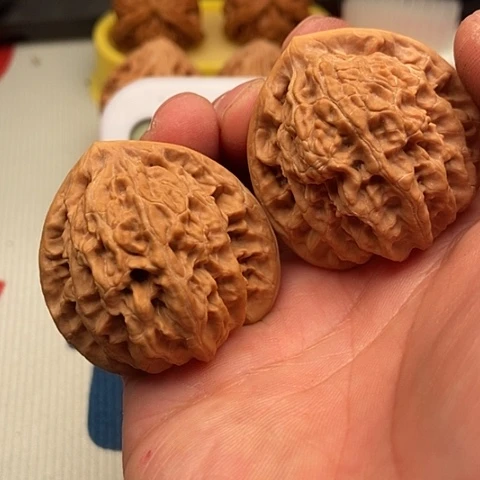 骄***m把件文玩核桃梨木台