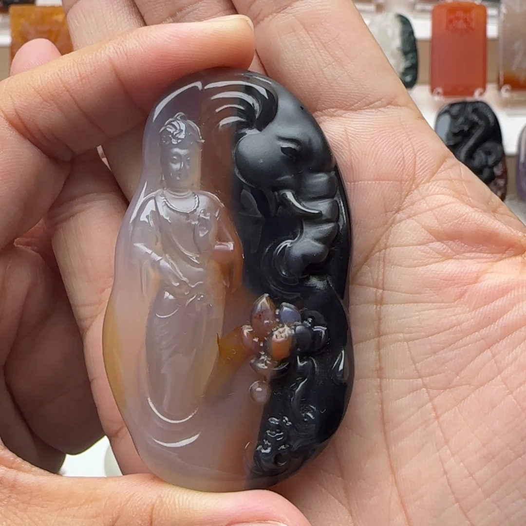 玛瑙/玉髓未镶嵌颈饰