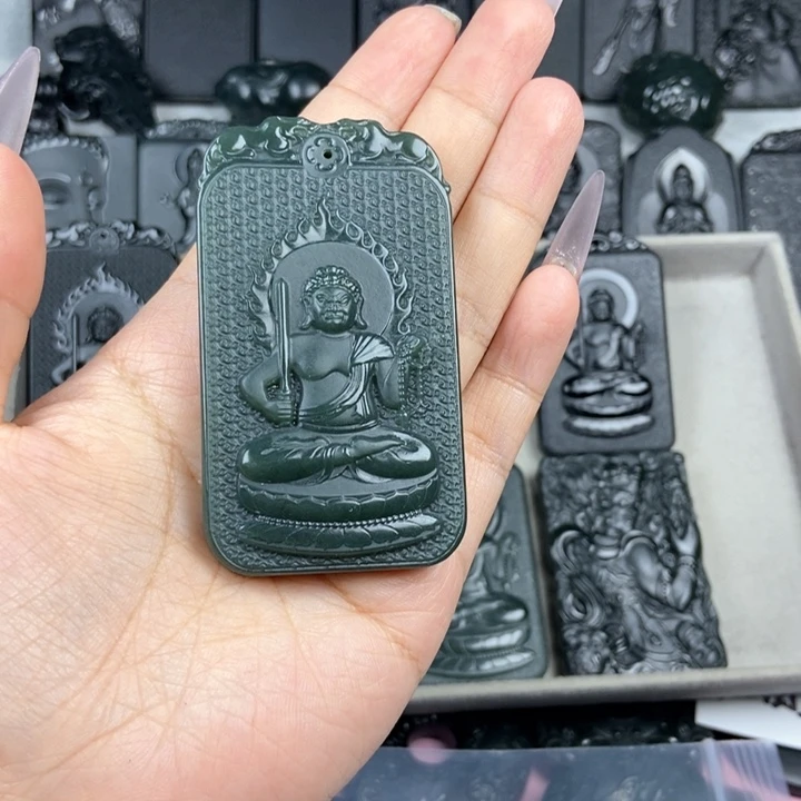 和田玉未镶嵌颈饰非****，