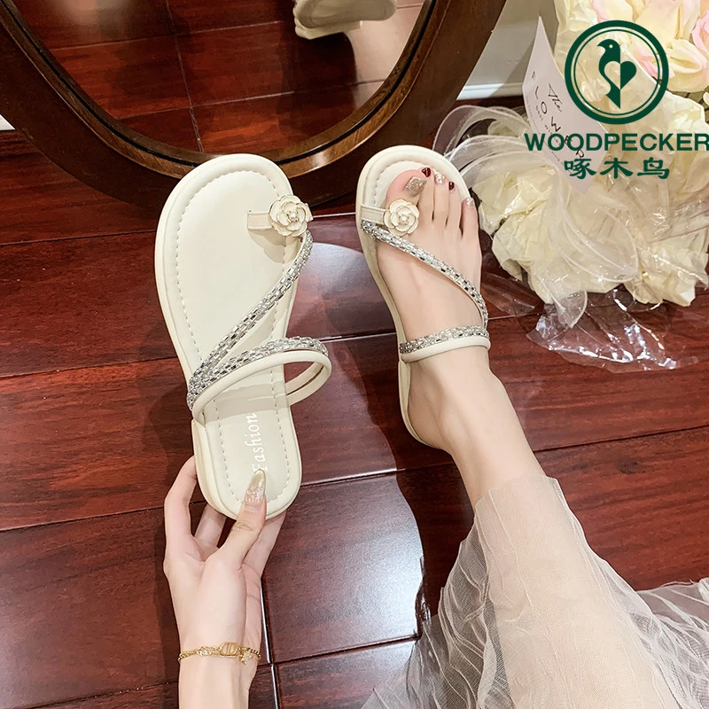 啄木鸟法式两穿套趾小凉拖鞋女2025夏新款软底配裙子水钻绝美凉鞋