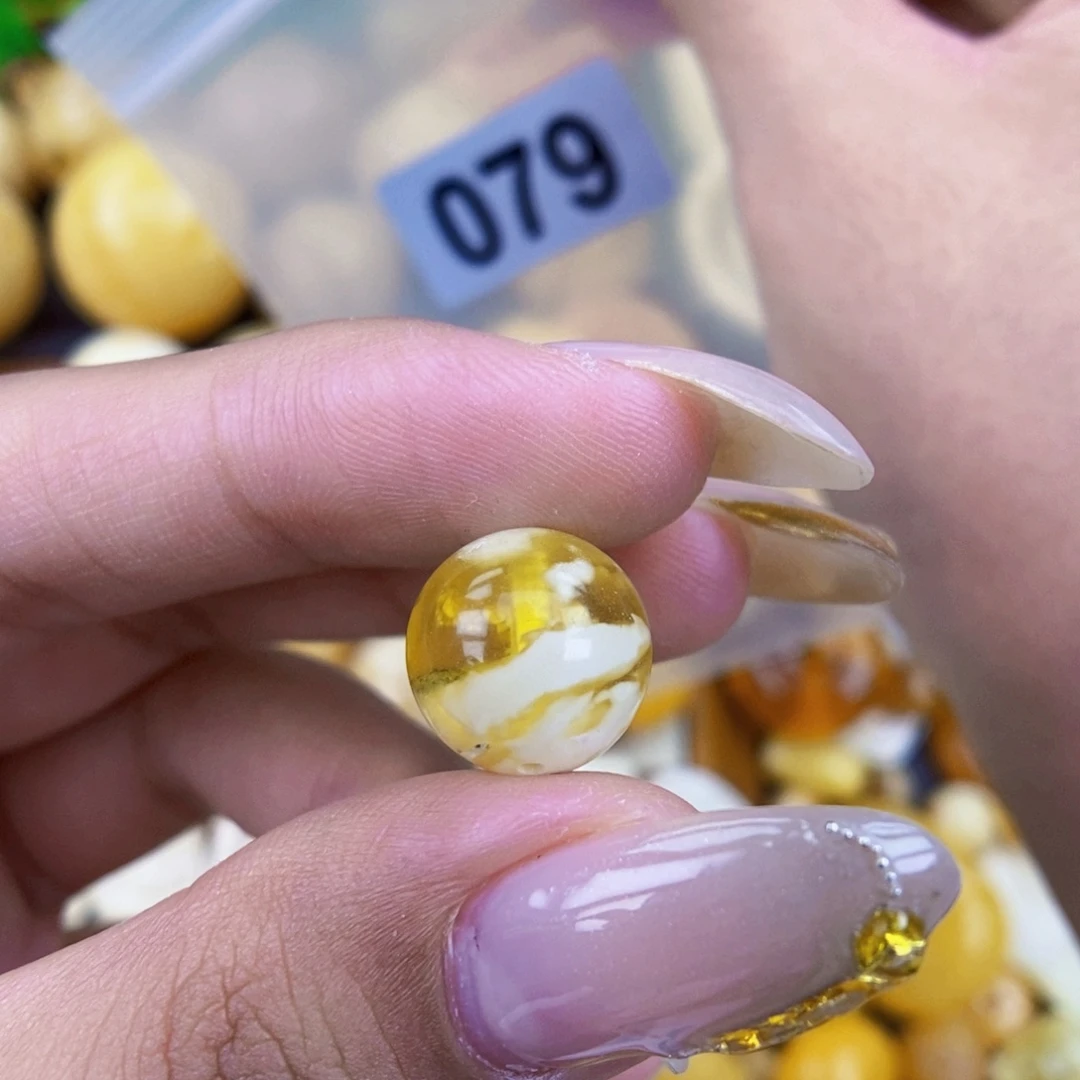琥珀未镶嵌珠宝奇石12.5 粉