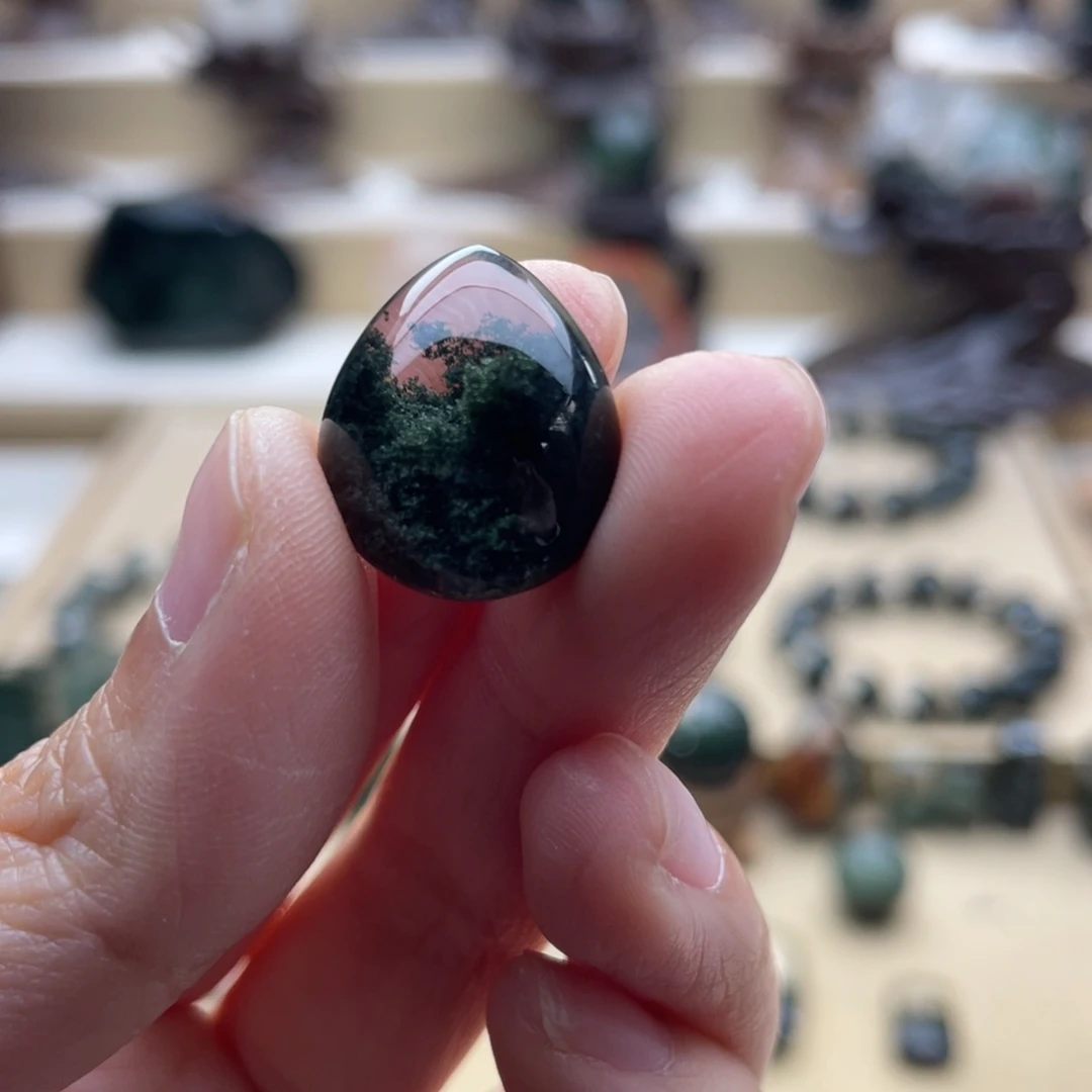 水晶未镶嵌颈饰绿幽灵吊坠