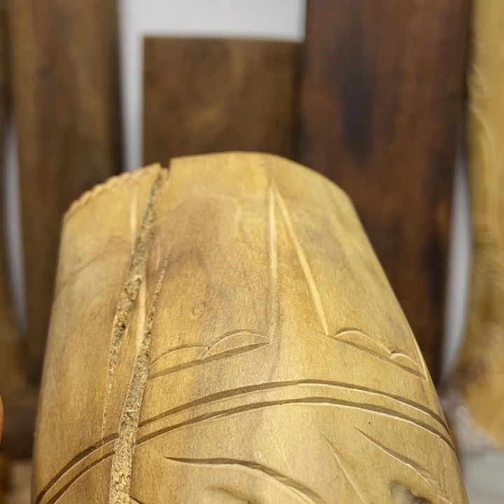 鹰****木老山檀木料木料