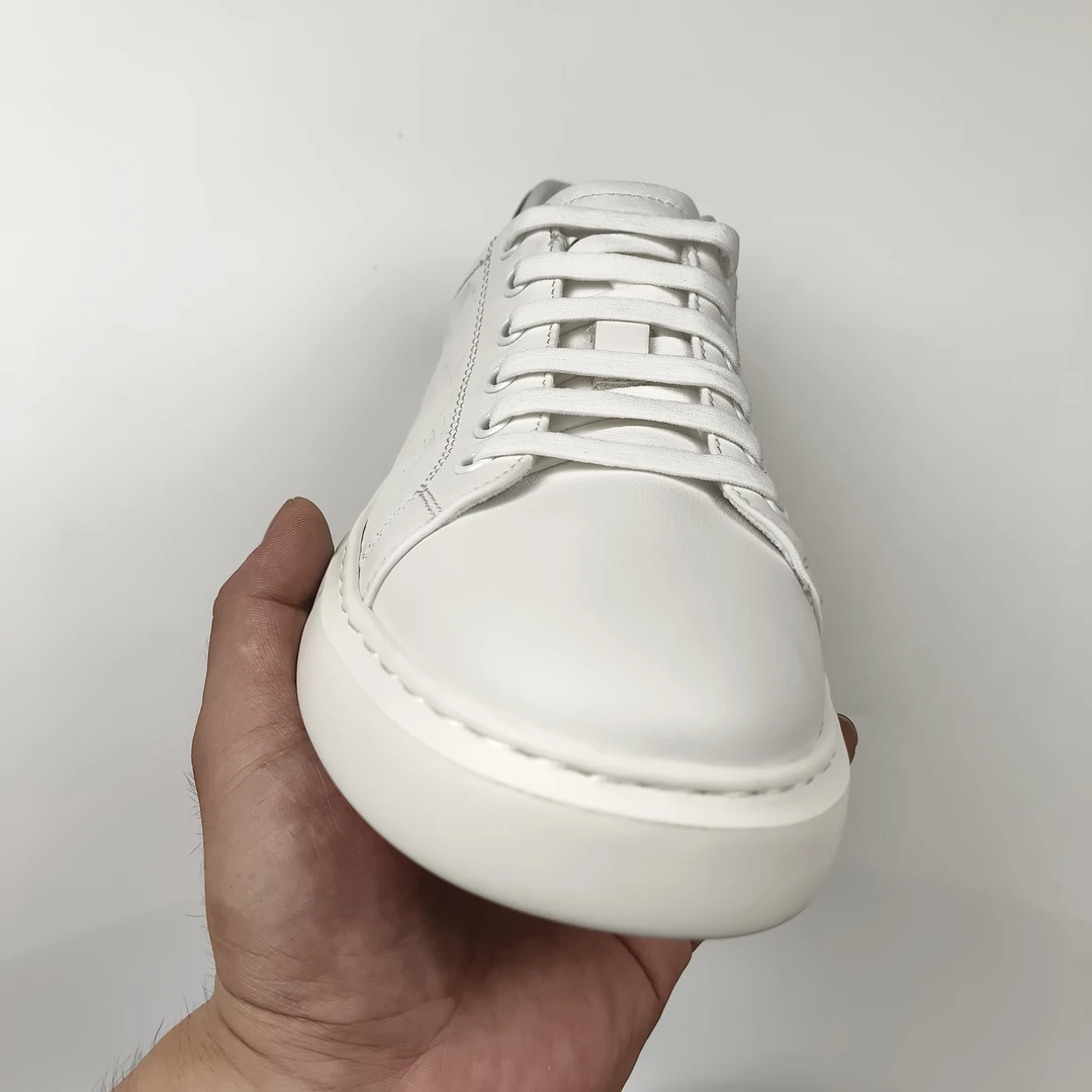 【E801】甄选男鞋推荐 9585-2 时尚百搭 潮流舒适男款