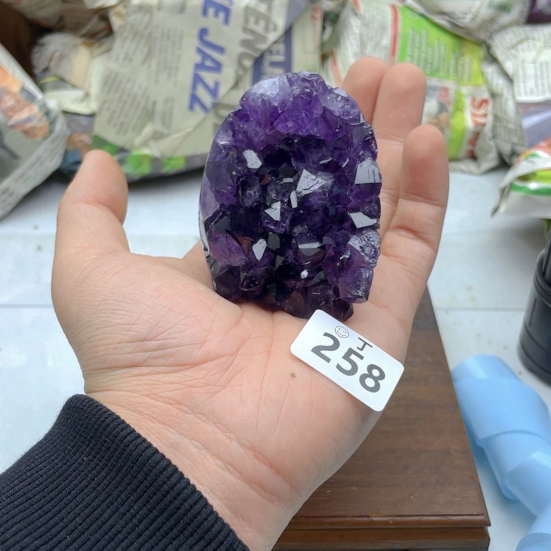 水晶大型摆件（非配饰）未镶嵌