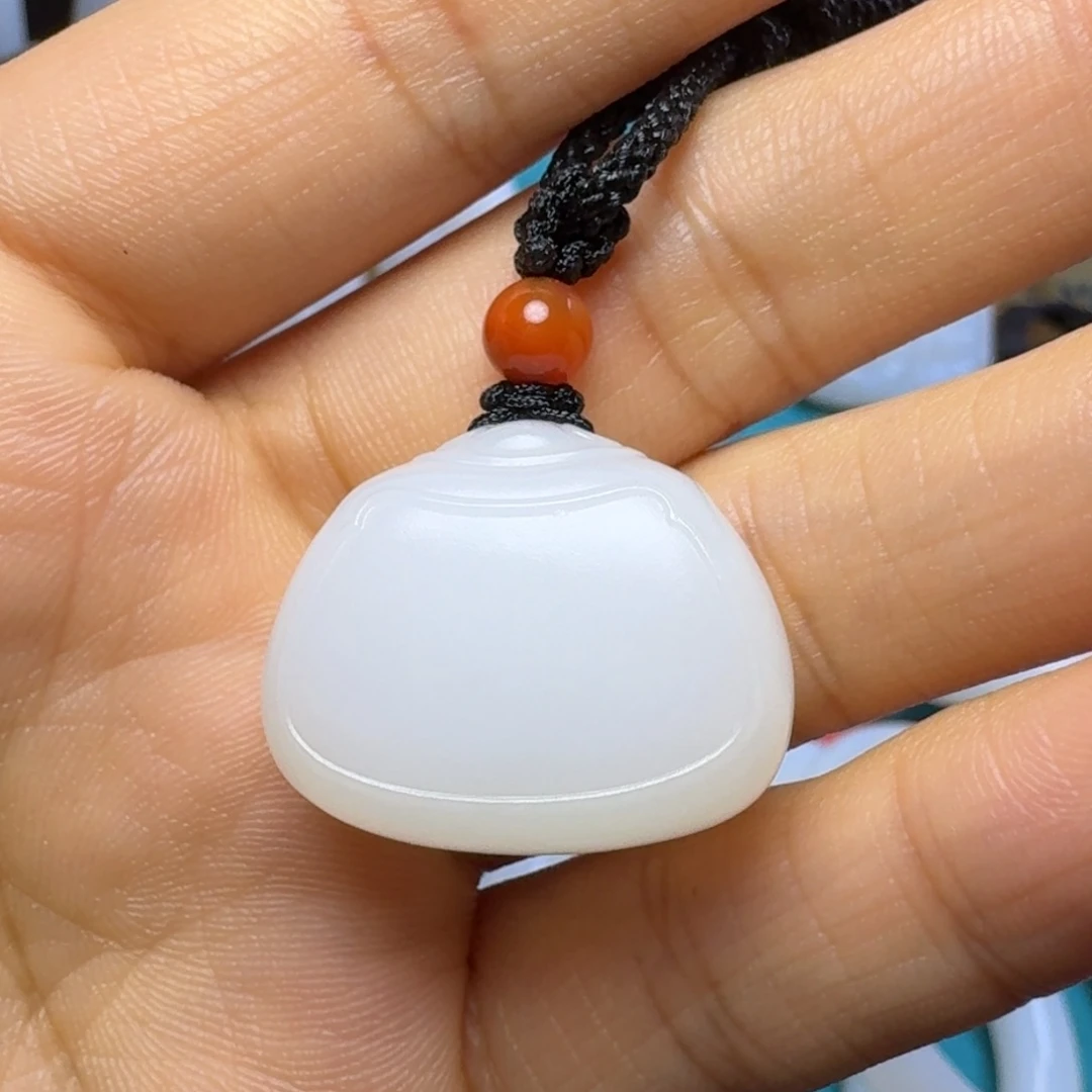 和田玉颈饰未镶嵌强*