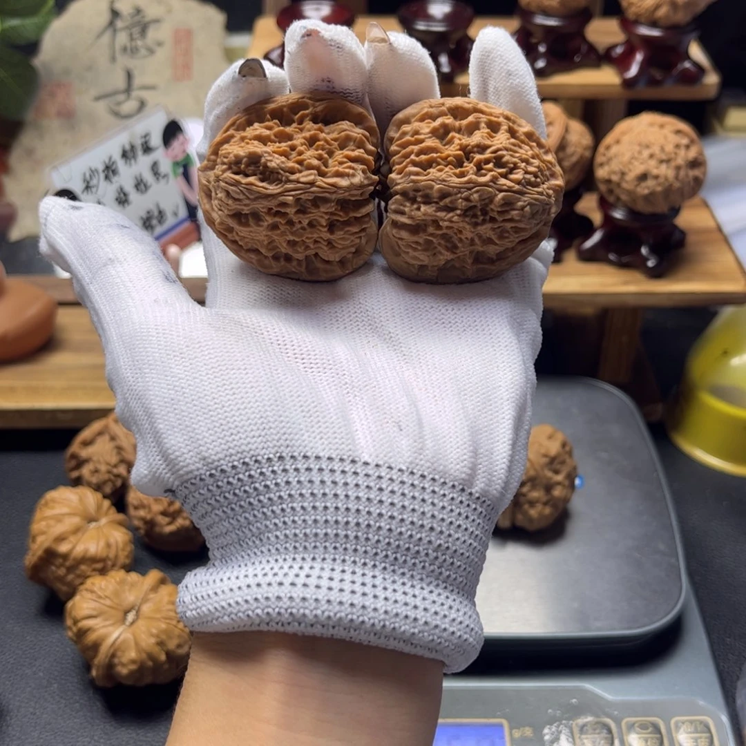 把件文玩核桃玻***城42全品三角疆